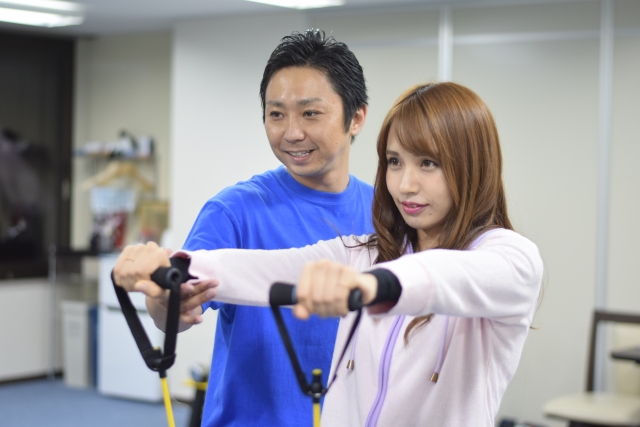 健康経営とは？企業が取り組むべき理由と導入の基本ステップ