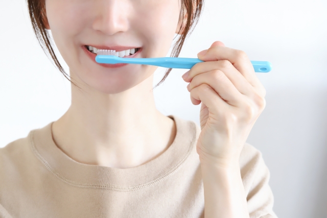 セルフホワイトニングの初期費用はいくら？リース・購入・回収まで徹底解説