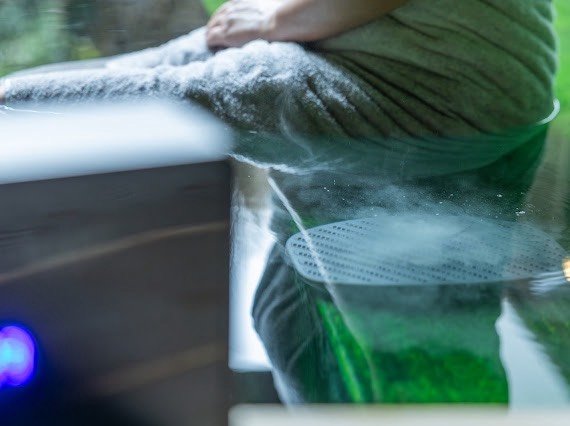 ウルトラファインバブル化した水素で白濁する湯